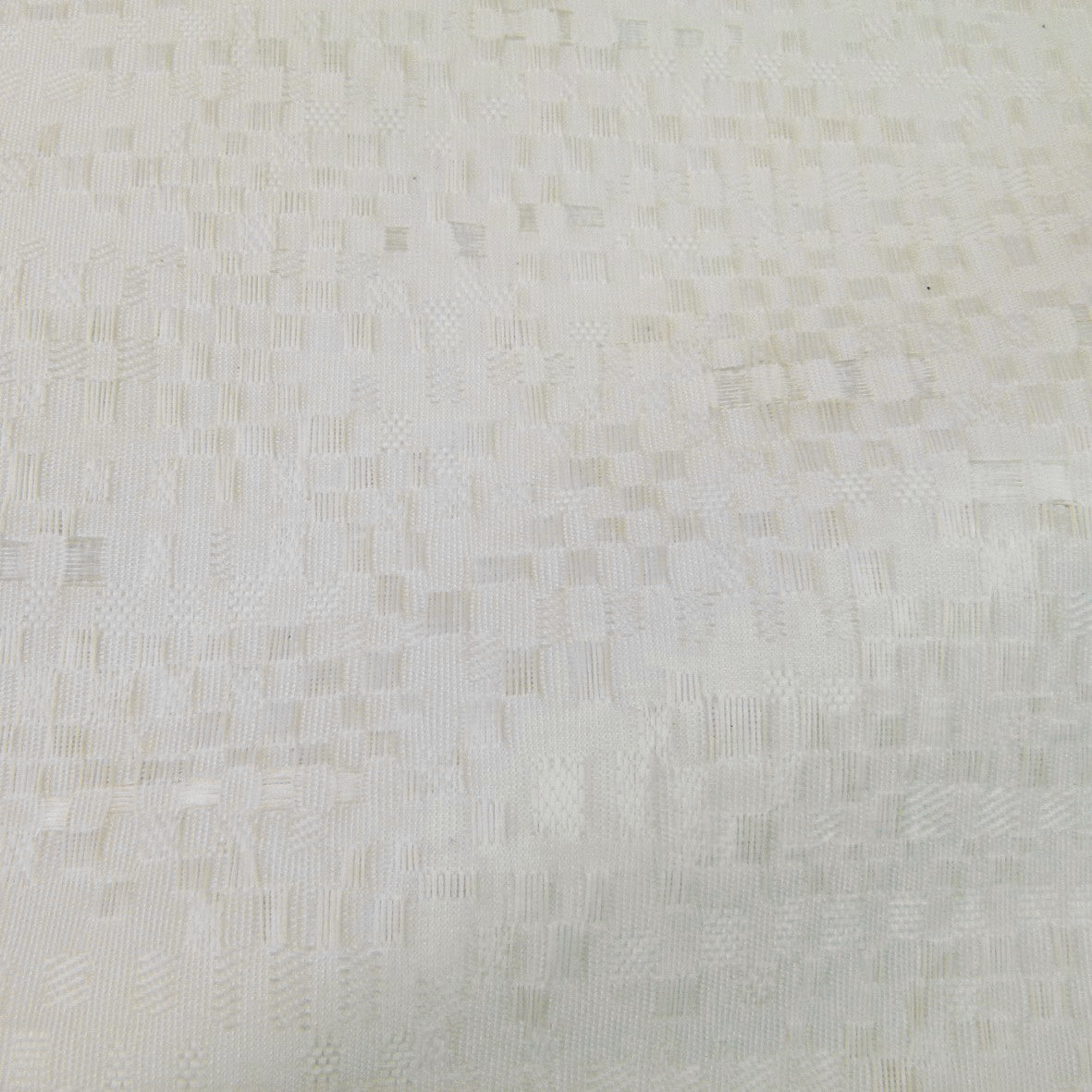 格紋遮光象牙白捲簾 (Hobro - Ivory)